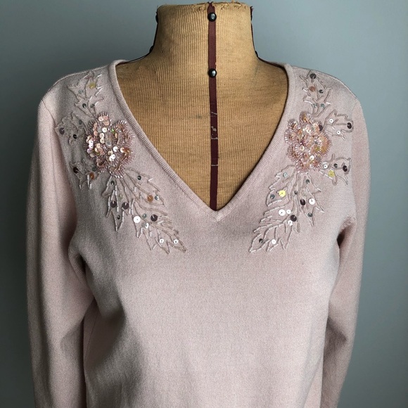 Amari V Neck Dressy Sweater Sequins and Beads Med - Picture 2 of 16